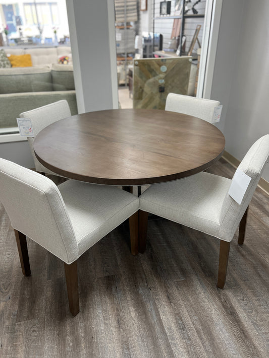 Faye 48" Dining Table